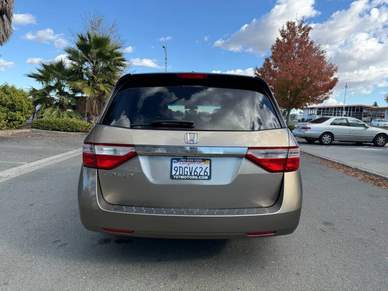 2011 Honda Odyssey EX-L photo 6