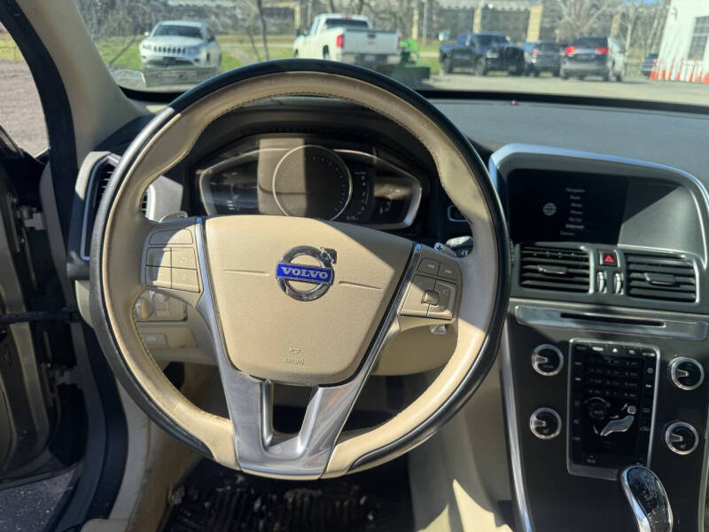 2015 Volvo XC60 T6