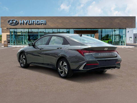 2025 Hyundai Elantra Hybrid Limited