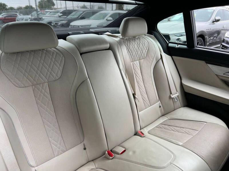 2016 BMW 7 Series 750i xDrive