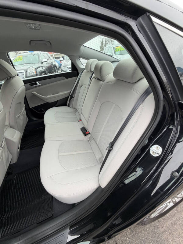 2016 Hyundai Sonata SE