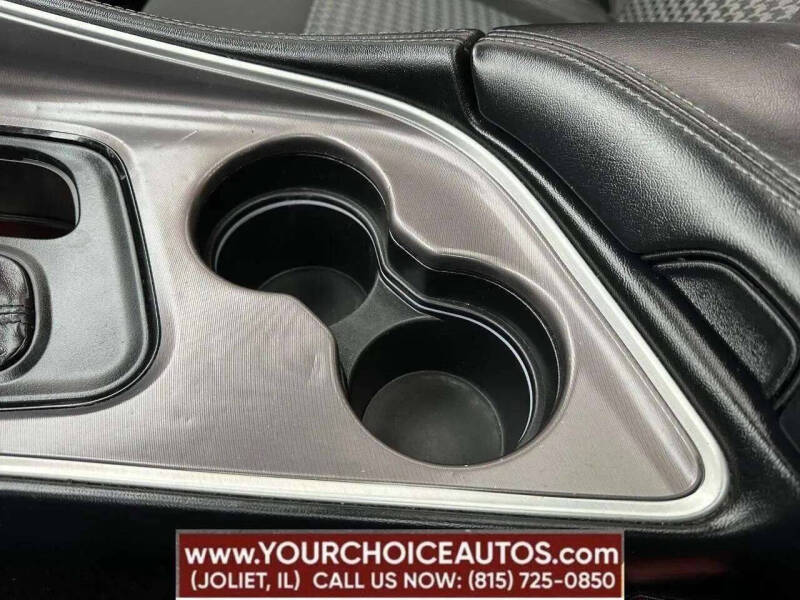 2021 Dodge Challenger SXT