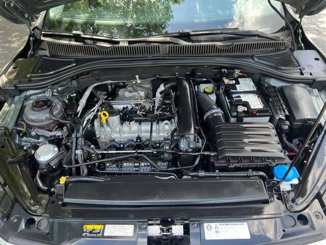 Dk. Green 2019 Volkswagen Jetta SEL Premium 45