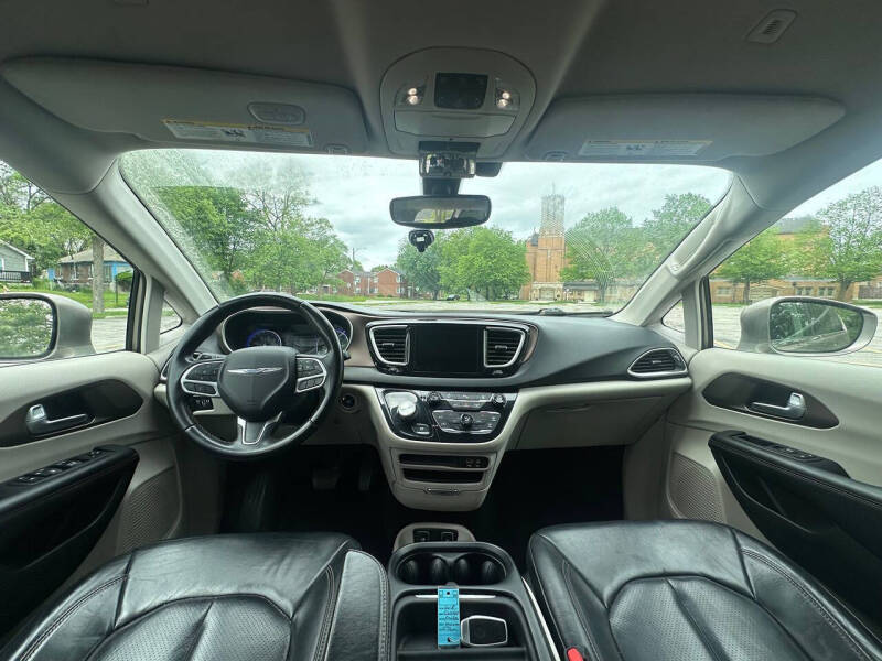 2018 Chrysler Pacifica Touring L