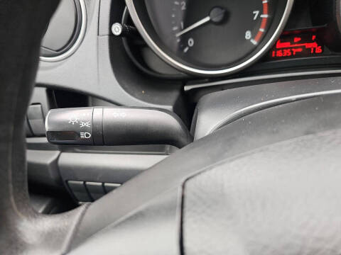 2015 Mazda MAZDA5 Sport