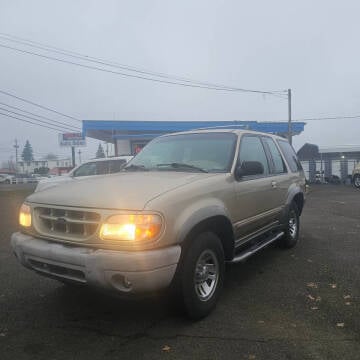 2000 Ford Explorer