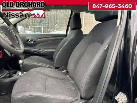 2016 Nissan Versa 1.6 SV