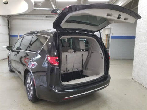 2021 Chrysler Pacifica Touring L