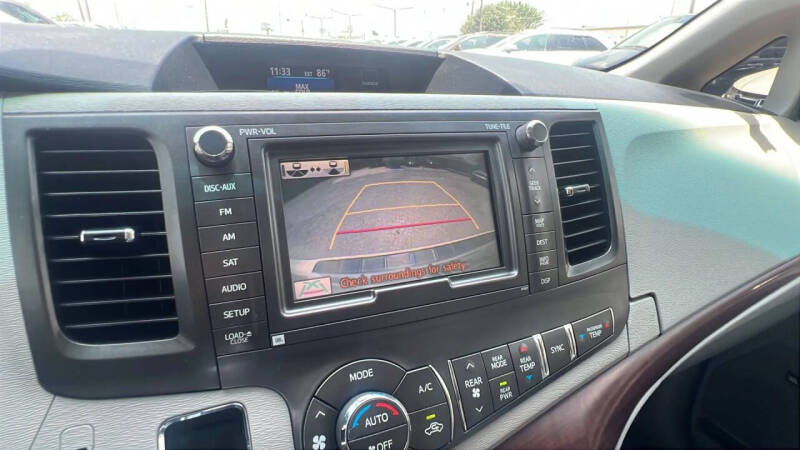 2013 Toyota Sienna