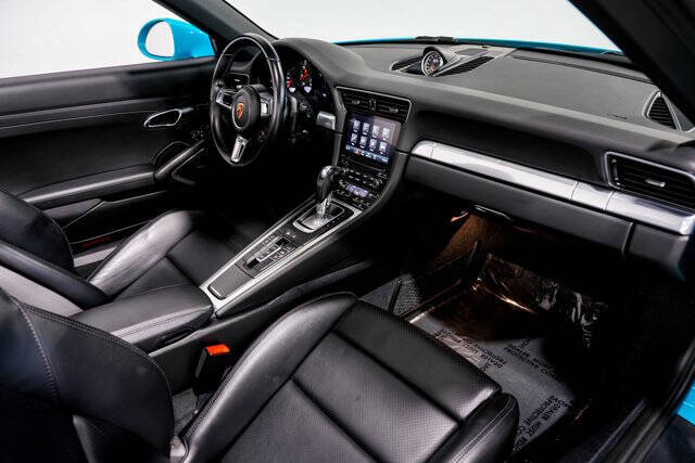 2018 Porsche 911 Carrera 4S