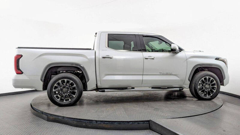 2023 Toyota Tundra Limited HV