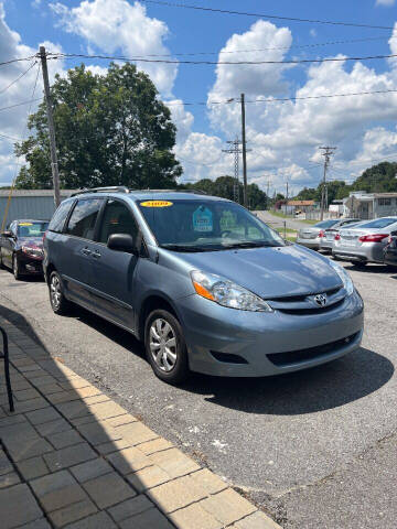 2009 Toyota Sienna CE 7-Passenger