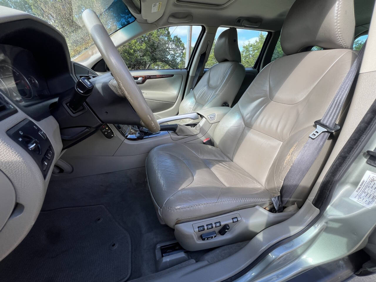 Used Car 2006 Volvo Xc70  Base Awd 4dr Wagon For Sale Under $10,000 In Austin, Texas