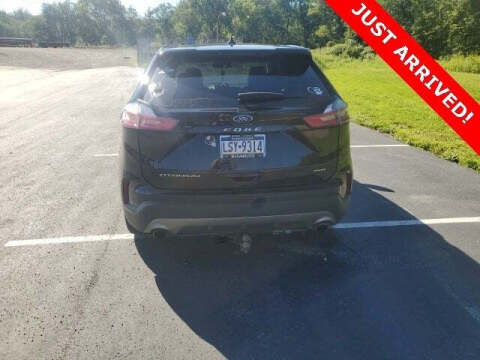 2021 Ford Edge Titanium