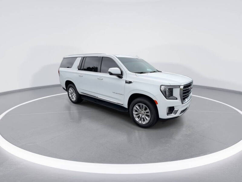 2023 GMC Yukon XL SLT