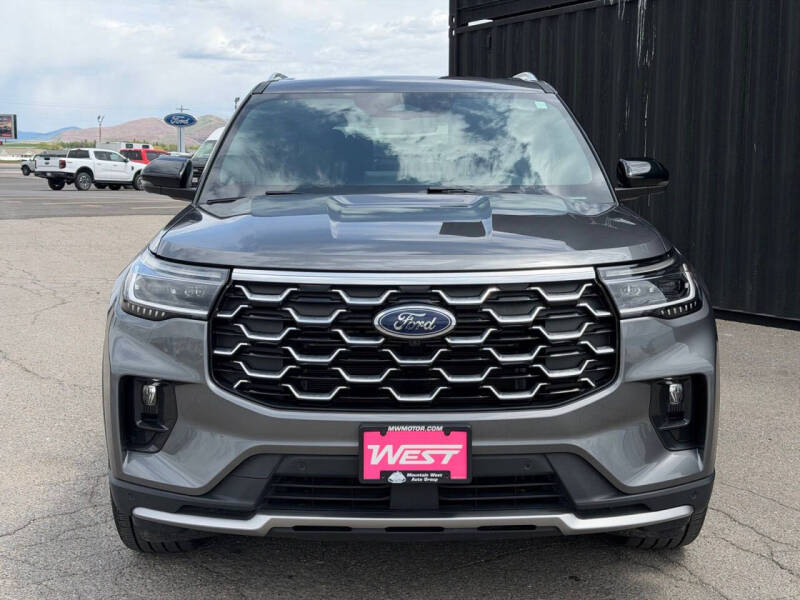 2025 Ford Explorer Platinum