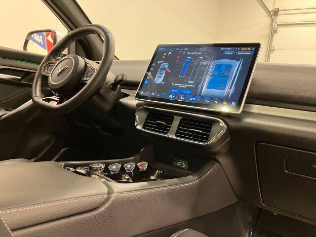 2023 VinFast VF8 Plus City Edition