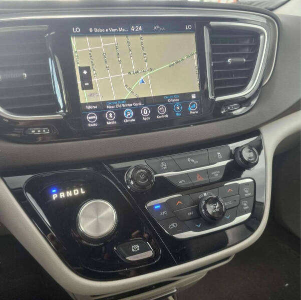 2018 Chrysler Pacifica Touring L Plus