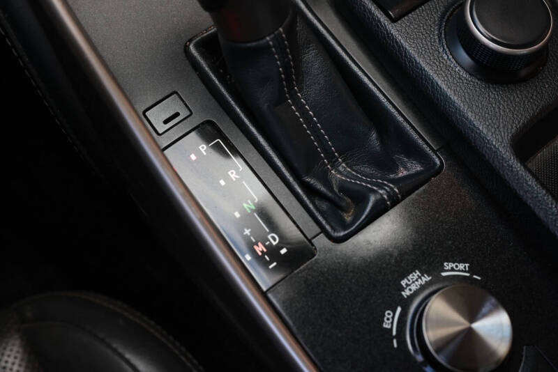 2016 Lexus IS 200t