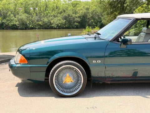1990 Ford Mustang