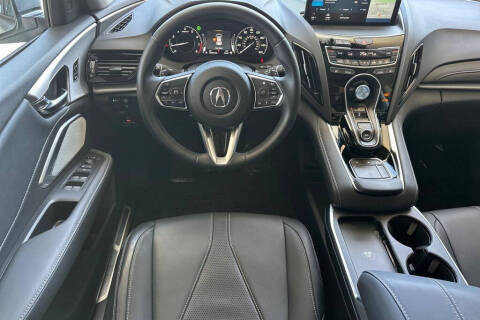 2025 Acura RDX SH-AWD w/Tech