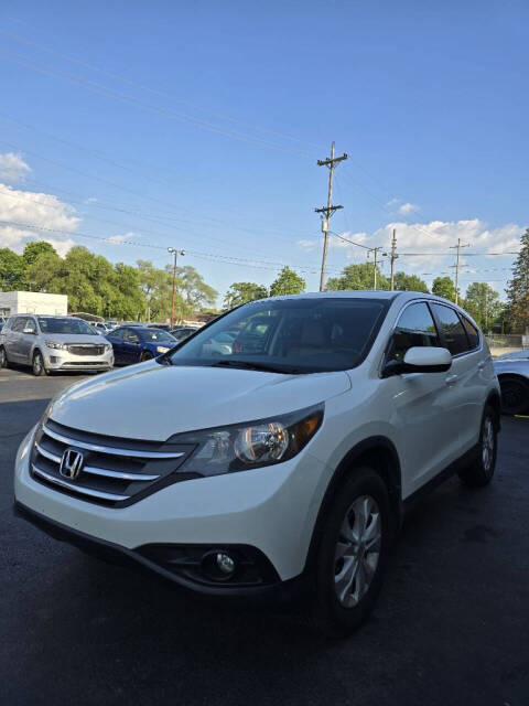 2013 Honda CR-V for sale at CASTLE MOTORS in New Castle, IN