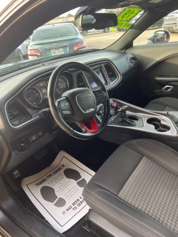 2019 Dodge Challenger SXT