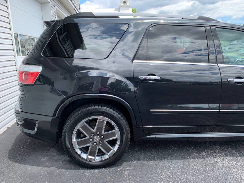 2011 GMC Acadia Denali