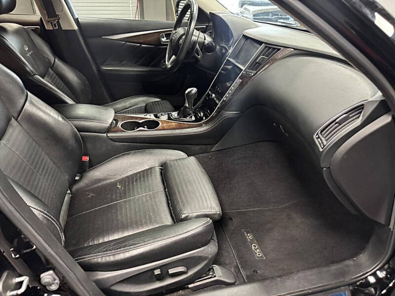 2014 Infiniti Q50 Hybrid