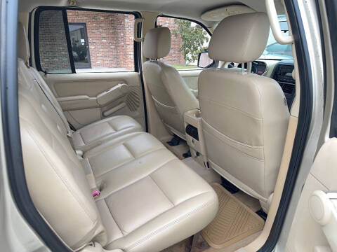 2006 Ford Explorer XLS