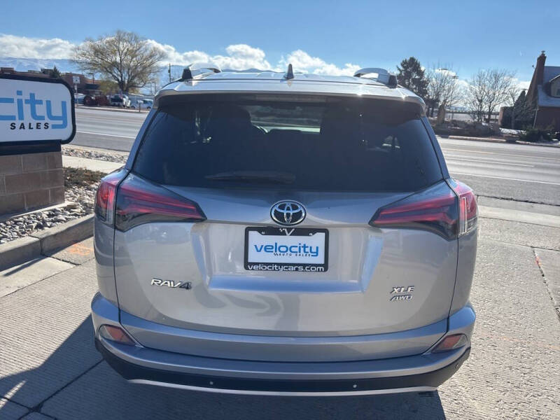 2017 Toyota RAV4 XLE