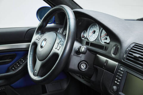 2002 BMW M5
