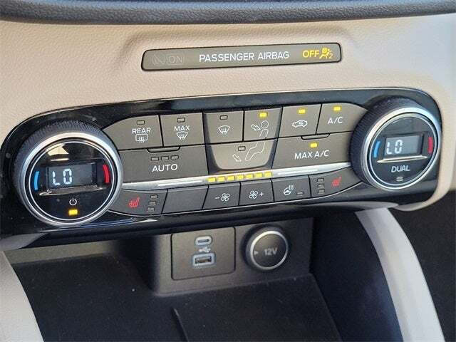 2021 Ford Escape Hybrid Titanium