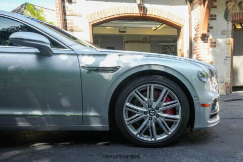 2022 Bentley Flying Spur V8