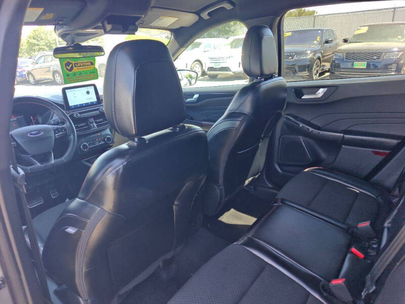 2024 Ford Escape ST-Line