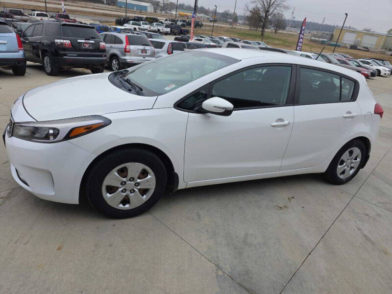 2017 Kia Forte5 LX