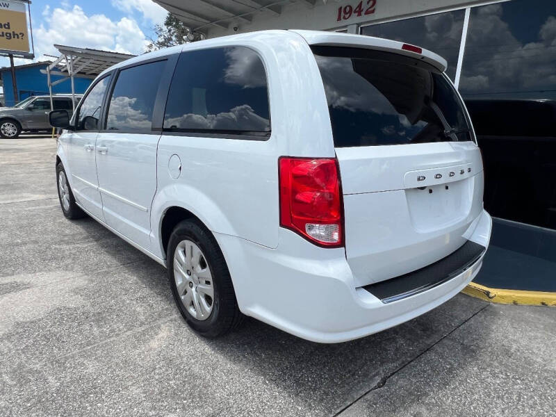 2017 Dodge Grand Caravan SE