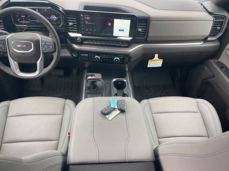 2025 GMC Sierra 1500