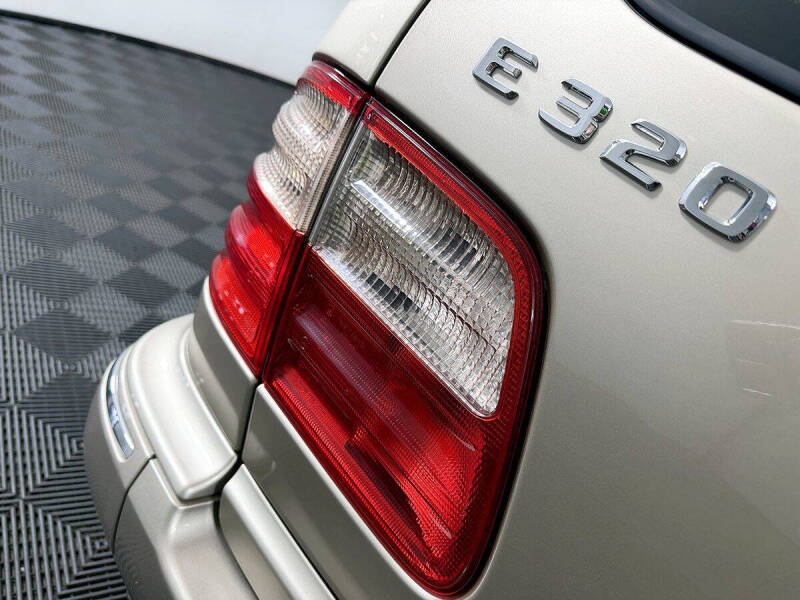 2001 Mercedes-Benz E-Class E 320 4MATIC
