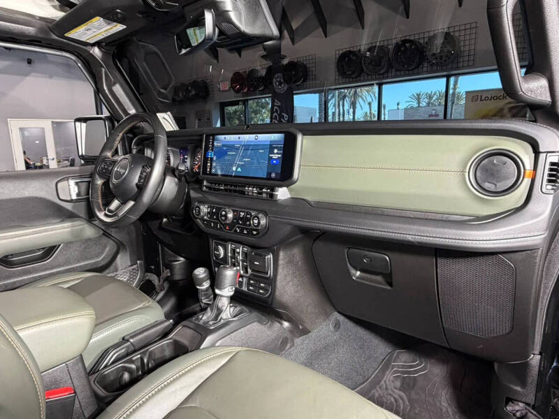 2024 Jeep Gladiator