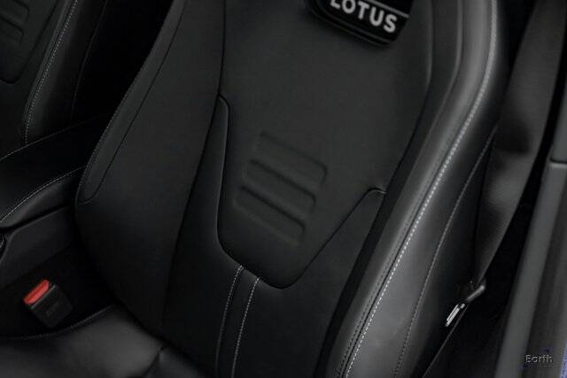 2025 Lotus Emira V6 Base