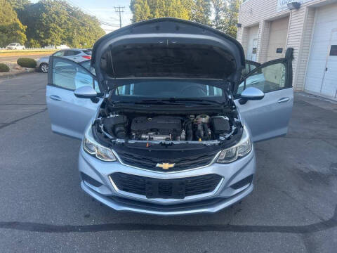 2017 Chevrolet Cruze LS Auto