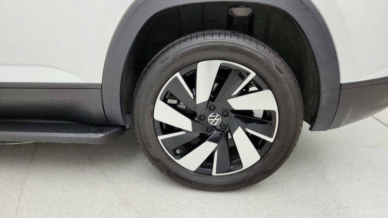 2024 Volkswagen Atlas Cross Sport SE