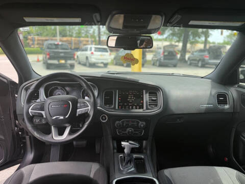 2016 Dodge Charger SXT