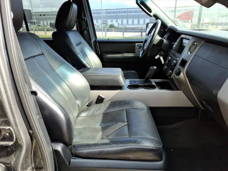 2017 Ford Expedition XLT