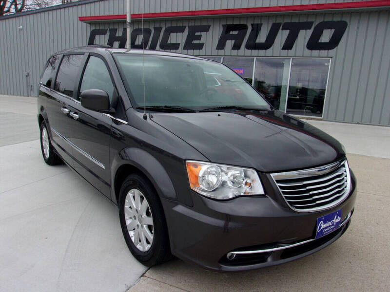 2016 Chrysler Town and Country for sale at Choice Auto in Carroll IA