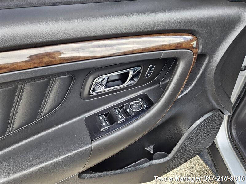 2017 Ford Taurus Limited