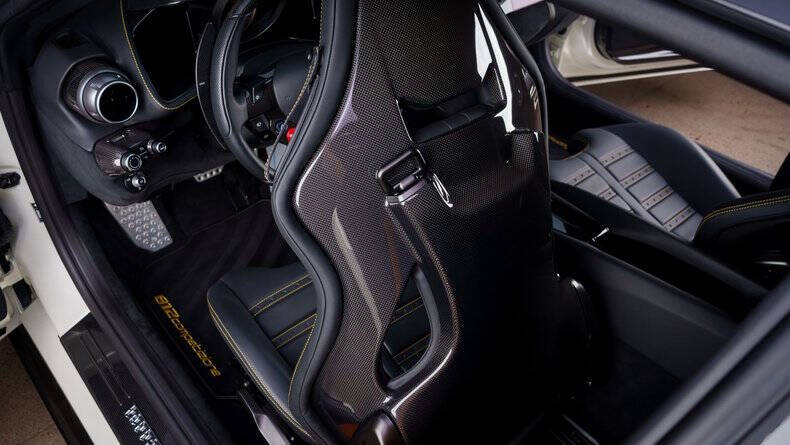 2022 Ferrari 812 Competizione