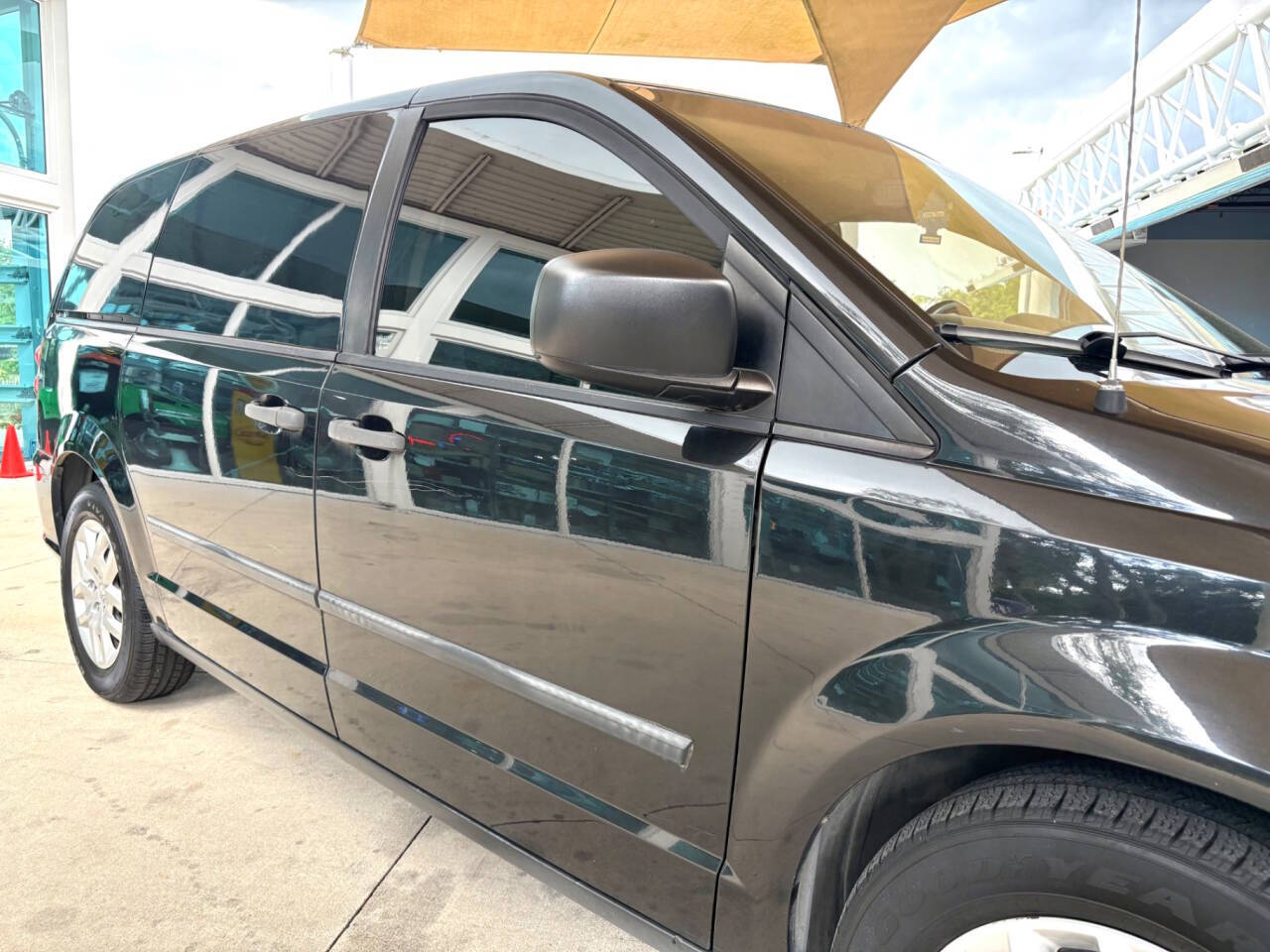 2014 RAM C/V 18
