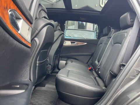 2020 Lincoln Nautilus Reserve